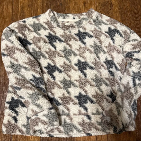 Celestial cottagecore grandma sweater for winter - Picture 2 of 3